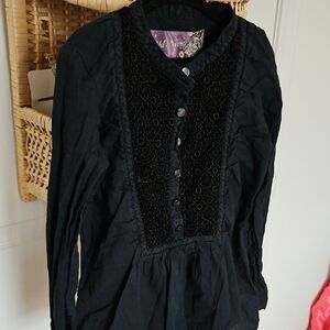 Free W Bundle Old Navy Black Lace Detail  Blouse
